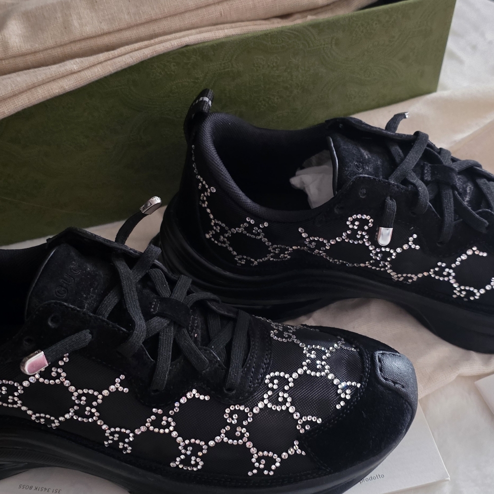 Elegant Black Women's Sneakers